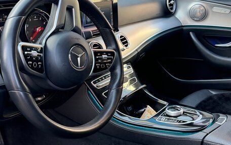 Mercedes-Benz E-Класс, 2018 год, 2 250 000 рублей, 9 фотография