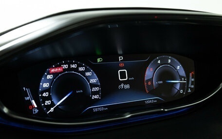 Peugeot 3008 II, 2018 год, 2 349 777 рублей, 12 фотография