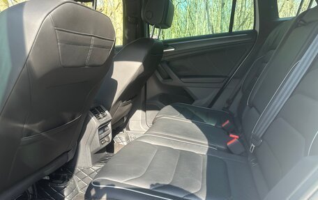 Volkswagen Tiguan II, 2021 год, 4 250 000 рублей, 9 фотография