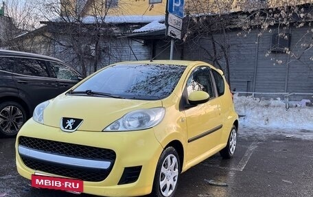 Peugeot 107 I рестайлинг, 2010 год, 390 000 рублей, 2 фотография