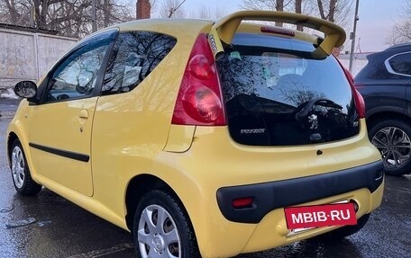 Peugeot 107 I рестайлинг, 2010 год, 390 000 рублей, 4 фотография