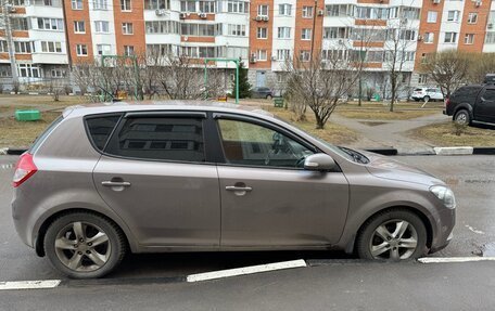 KIA cee'd I рестайлинг, 2010 год, 680 000 рублей, 8 фотография