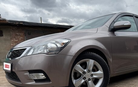 KIA cee'd I рестайлинг, 2010 год, 680 000 рублей, 3 фотография