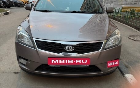 KIA cee'd I рестайлинг, 2010 год, 680 000 рублей, 11 фотография