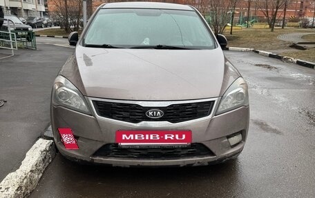 KIA cee'd I рестайлинг, 2010 год, 680 000 рублей, 16 фотография