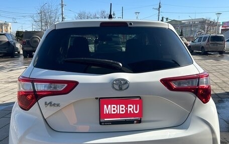 Toyota Vitz, 2018 год, 1 100 000 рублей, 4 фотография