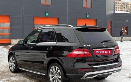 Mercedes-Benz M-Класс, 2015 год, 2 970 000 рублей, 4 фотография