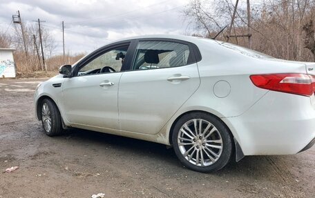 KIA Rio III рестайлинг, 2012 год, 850 000 рублей, 3 фотография