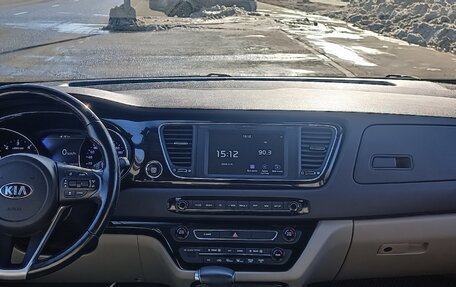 KIA Carnival III, 2019 год, 3 400 000 рублей, 22 фотография