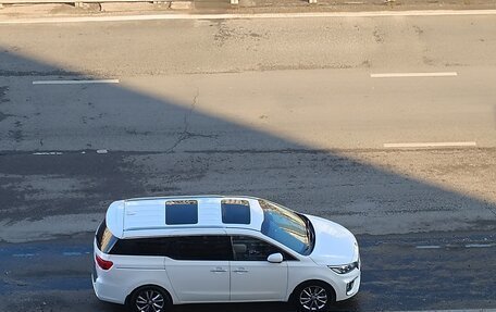 KIA Carnival III, 2019 год, 3 400 000 рублей, 32 фотография