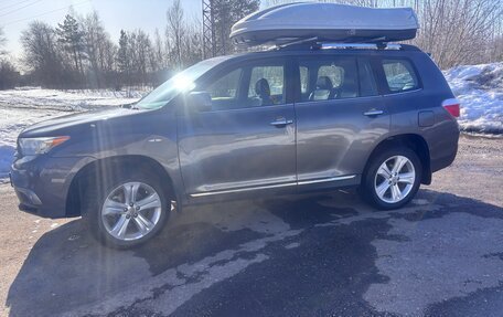 Toyota Highlander III, 2012 год, 1 500 000 рублей, 9 фотография