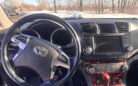 Toyota Highlander III, 2012 год, 1 500 000 рублей, 14 фотография