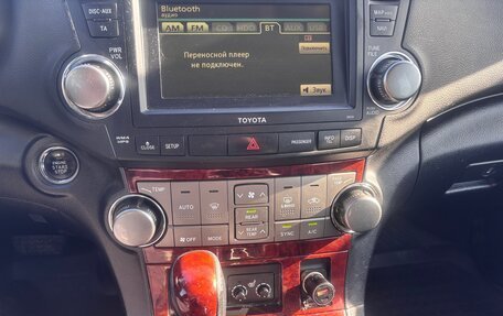 Toyota Highlander III, 2012 год, 1 500 000 рублей, 17 фотография