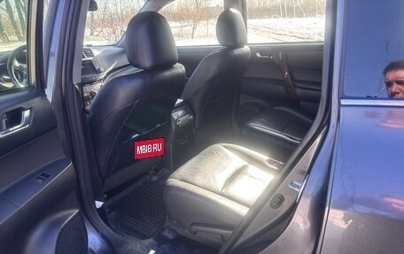 Toyota Highlander III, 2012 год, 1 500 000 рублей, 12 фотография