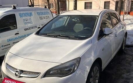 Opel Astra J, 2012 год, 900 000 рублей, 3 фотография