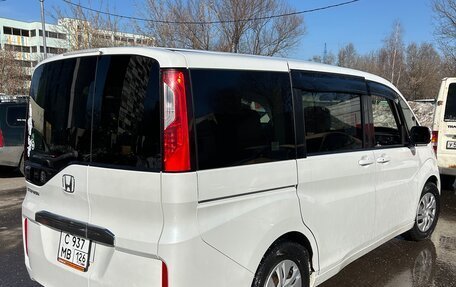 Honda Stepwgn IV, 2019 год, 2 100 000 рублей, 5 фотография