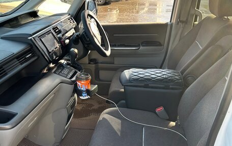 Honda Stepwgn IV, 2019 год, 2 100 000 рублей, 18 фотография