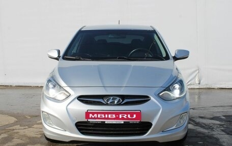 Hyundai Solaris II рестайлинг, 2011 год, 750 000 рублей, 2 фотография