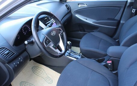 Hyundai Solaris II рестайлинг, 2011 год, 750 000 рублей, 14 фотография