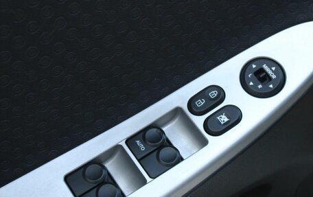 Hyundai Solaris II рестайлинг, 2011 год, 750 000 рублей, 18 фотография