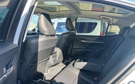 Toyota Camry, 2024 год, 3 650 000 рублей, 19 фотография