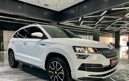 Skoda Karoq I, 2022 год, 1 640 000 рублей, 3 фотография