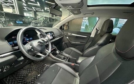 Skoda Karoq I, 2022 год, 1 640 000 рублей, 7 фотография