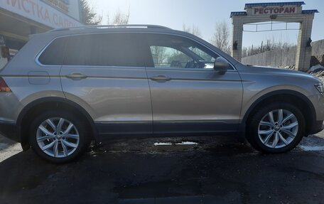 Volkswagen Tiguan II, 2018 год, 2 750 000 рублей, 4 фотография