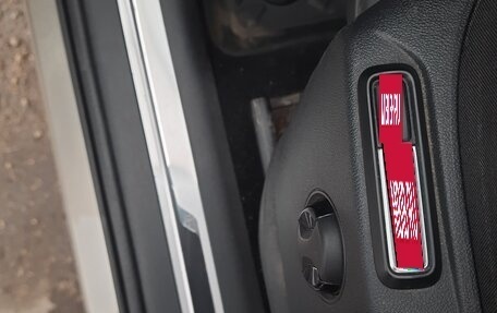 Volkswagen Tiguan II, 2018 год, 2 750 000 рублей, 15 фотография