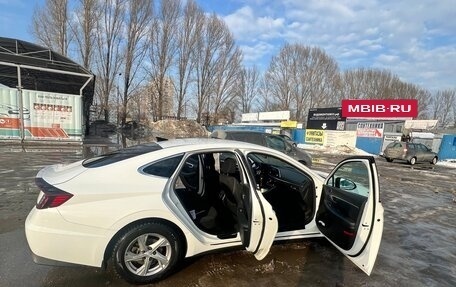 Hyundai Sonata VIII, 2021 год, 2 220 000 рублей, 24 фотография