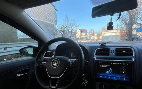 Volkswagen Polo VI (EU Market), 2016 год, 750 000 рублей, 5 фотография