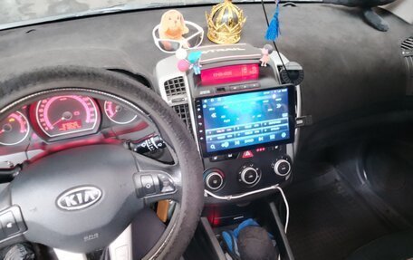 KIA cee'd I рестайлинг, 2010 год, 700 000 рублей, 8 фотография