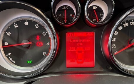 Opel Astra J, 2012 год, 1 150 000 рублей, 19 фотография