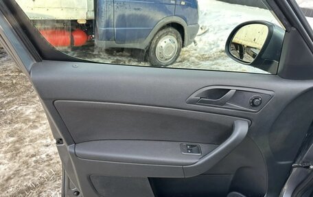 Skoda Yeti I рестайлинг, 2015 год, 1 180 000 рублей, 6 фотография