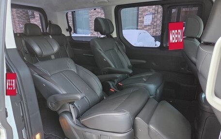 Hyundai Staria, 2022 год, 5 000 000 рублей, 9 фотография