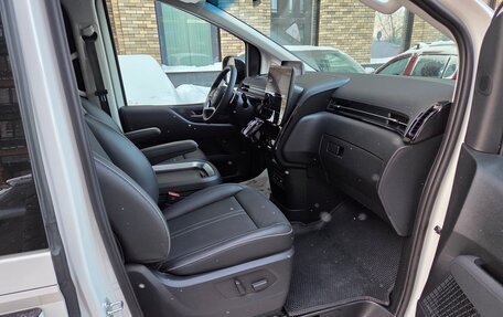 Hyundai Staria, 2022 год, 5 000 000 рублей, 14 фотография