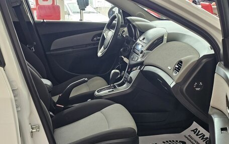 Chevrolet Cruze II, 2013 год, 989 000 рублей, 17 фотография