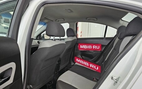 Chevrolet Cruze II, 2013 год, 989 000 рублей, 15 фотография