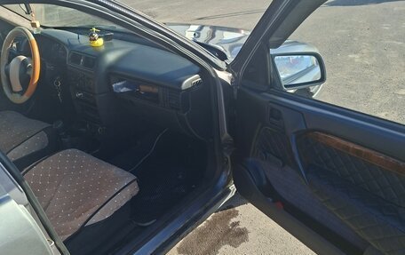 Opel Vectra A, 1989 год, 105 000 рублей, 6 фотография