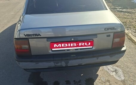 Opel Vectra A, 1989 год, 105 000 рублей, 18 фотография