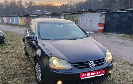 Volkswagen Golf V, 2004 год, 450 000 рублей, 2 фотография