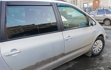 Volkswagen Sharan I рестайлинг, 2003 год, 470 000 рублей, 2 фотография