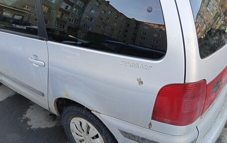 Volkswagen Sharan I рестайлинг, 2003 год, 470 000 рублей, 6 фотография