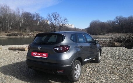 Renault Kaptur I рестайлинг, 2017 год, 800 000 рублей, 6 фотография
