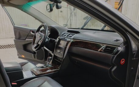 Toyota Camry, 2014 год, 1 790 000 рублей, 8 фотография