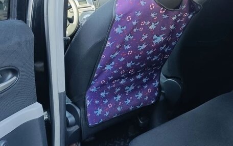 Toyota Yaris III рестайлинг, 2008 год, 600 000 рублей, 8 фотография