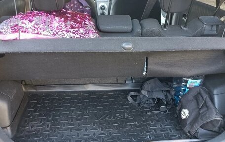 Toyota Yaris III рестайлинг, 2008 год, 600 000 рублей, 11 фотография