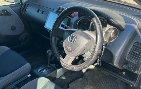 Honda Fit III, 2003 год, 300 000 рублей, 13 фотография