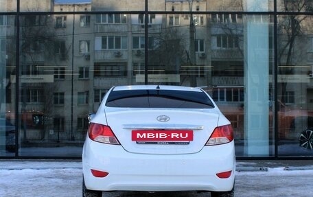 Hyundai Solaris II рестайлинг, 2011 год, 684 000 рублей, 6 фотография