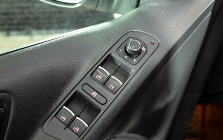 Volkswagen Tiguan I, 2015 год, 1 670 000 рублей, 13 фотография